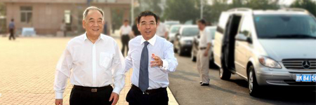 何光远到景津集团考察